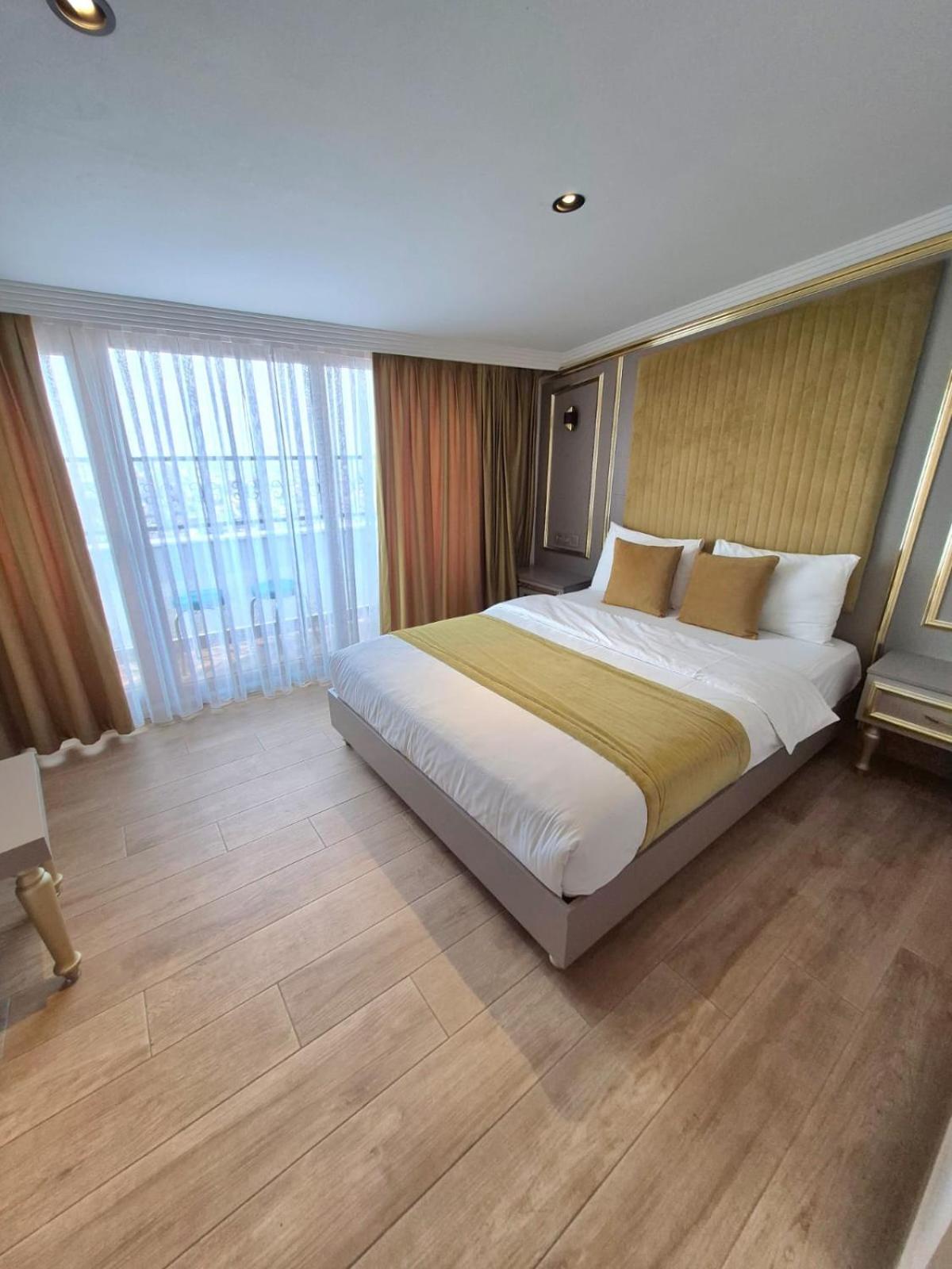 Taksim La Marino Hotel Istanbul Exterior foto