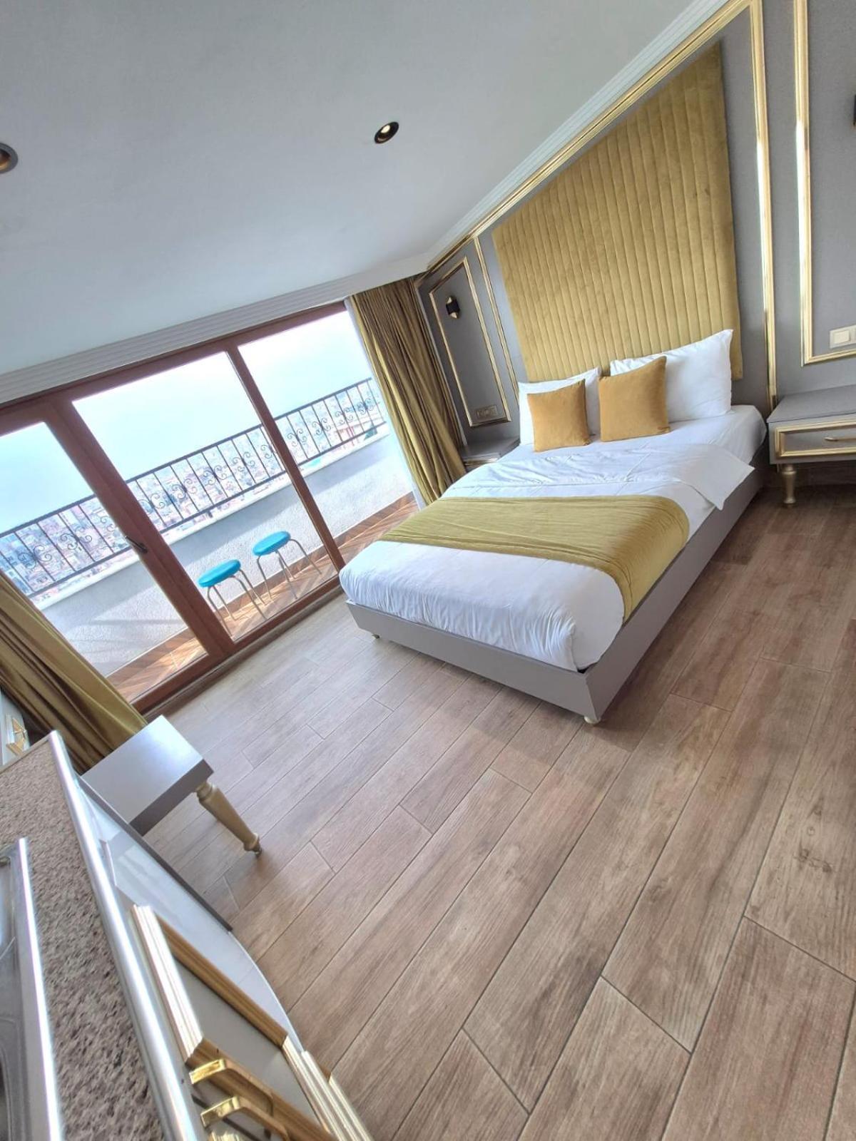 Taksim La Marino Hotel Istanbul Exterior foto