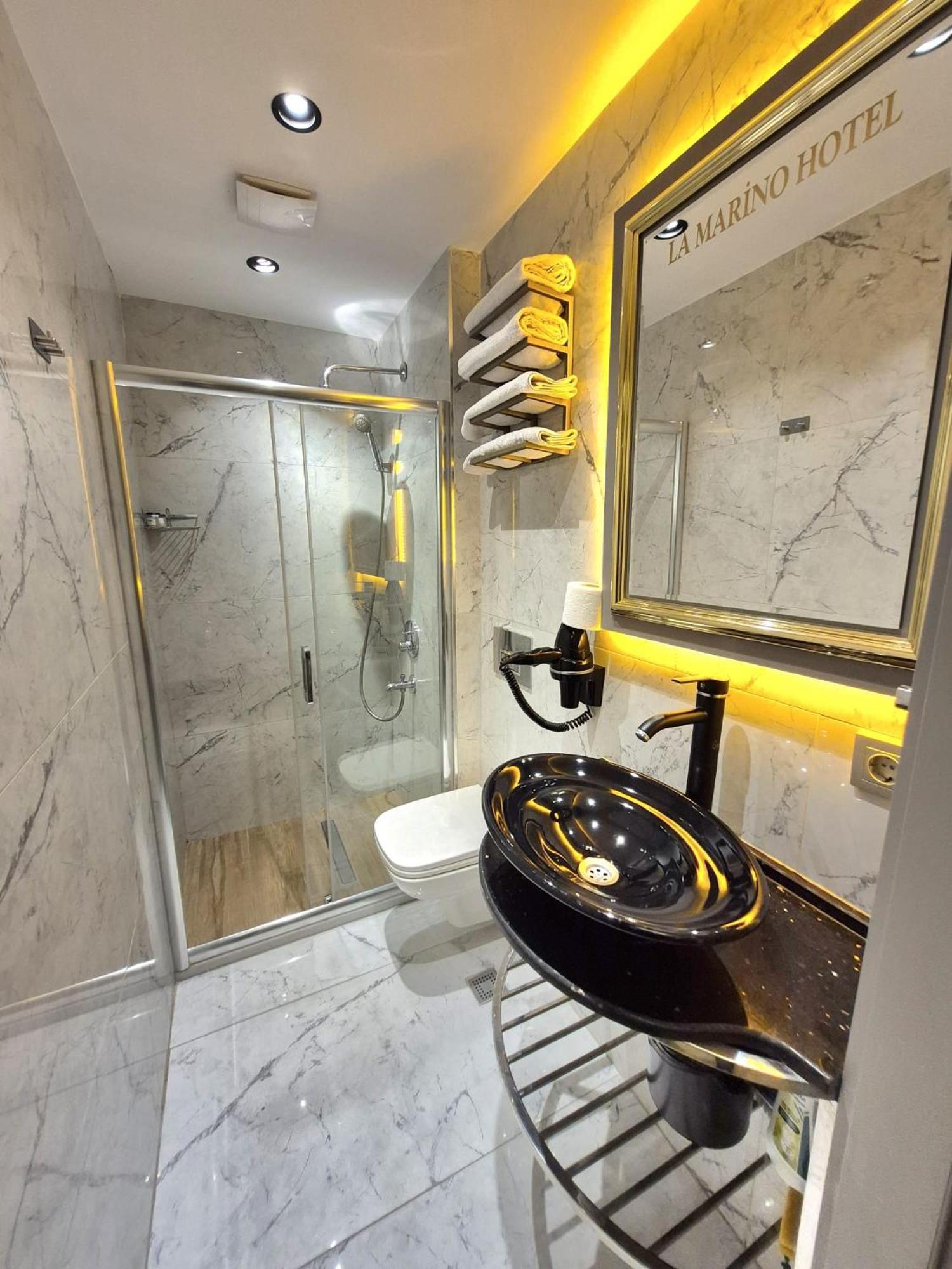 Taksim La Marino Hotel Istanbul Exterior foto